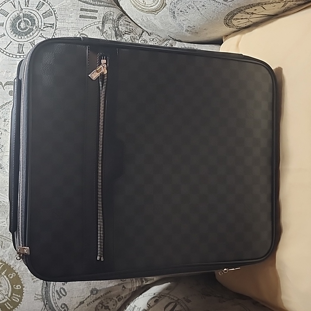 Authentic Louis Vuitton Damier Graphite Pegase 45 Luggage Approx 18x14 1/2